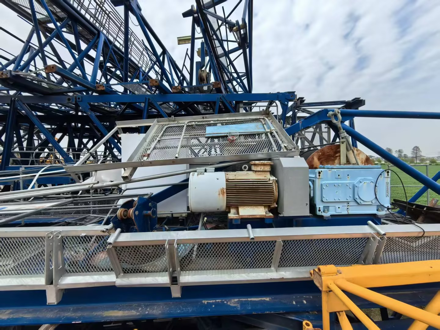 2018 Used COMANSA 7427-18 (21CM335) Flat-Top Tower Crane 3