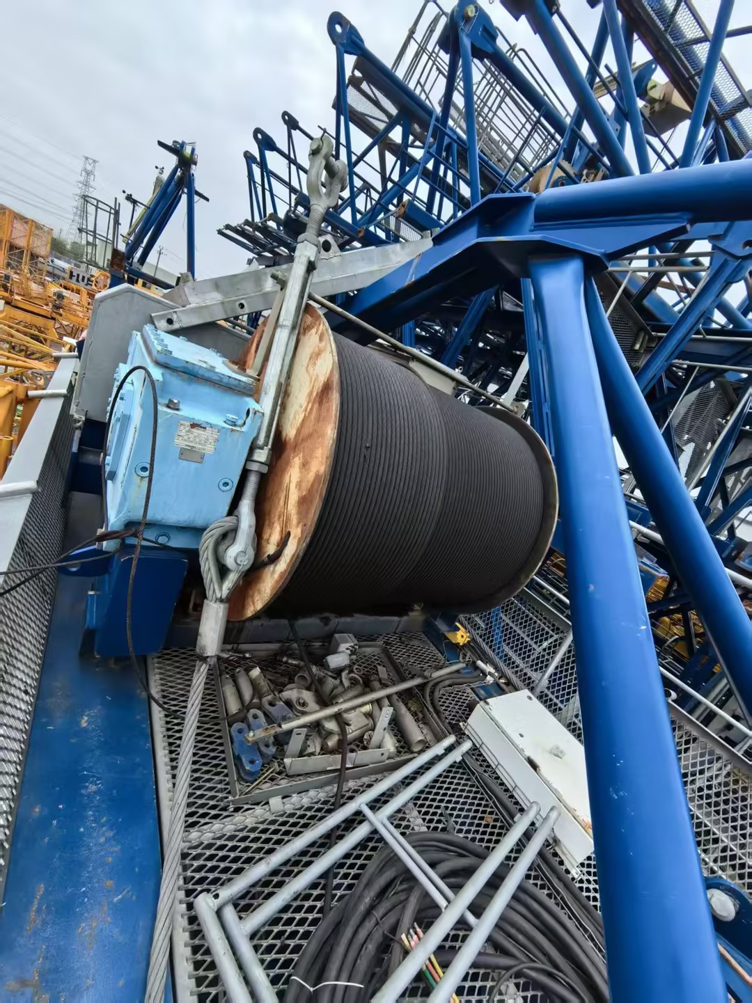 COMANSA 7427-18 21CM335 tower crane parts inspection photo
