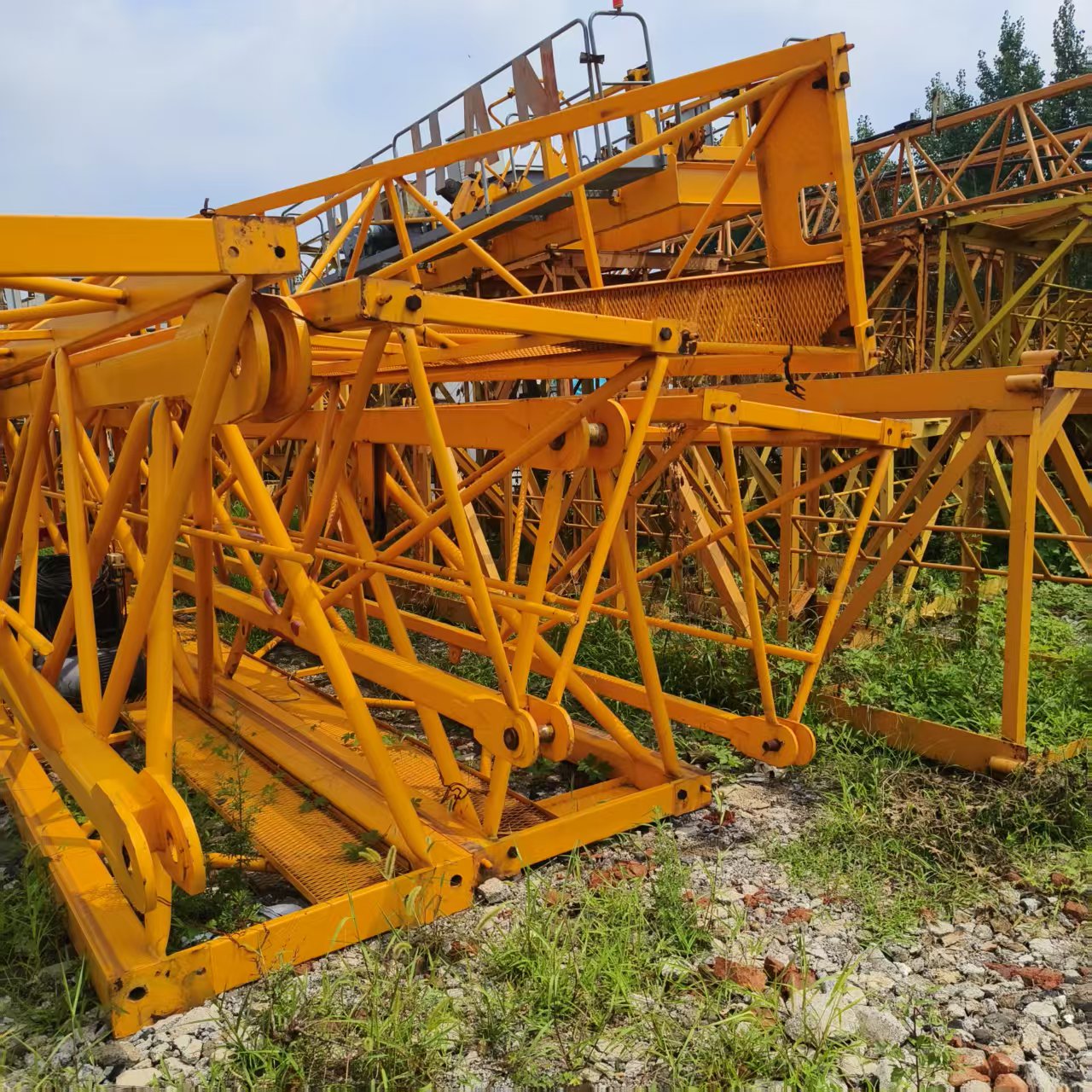 2019 Used DAHAN 6516-8 Flat-Top Tower Crane 4