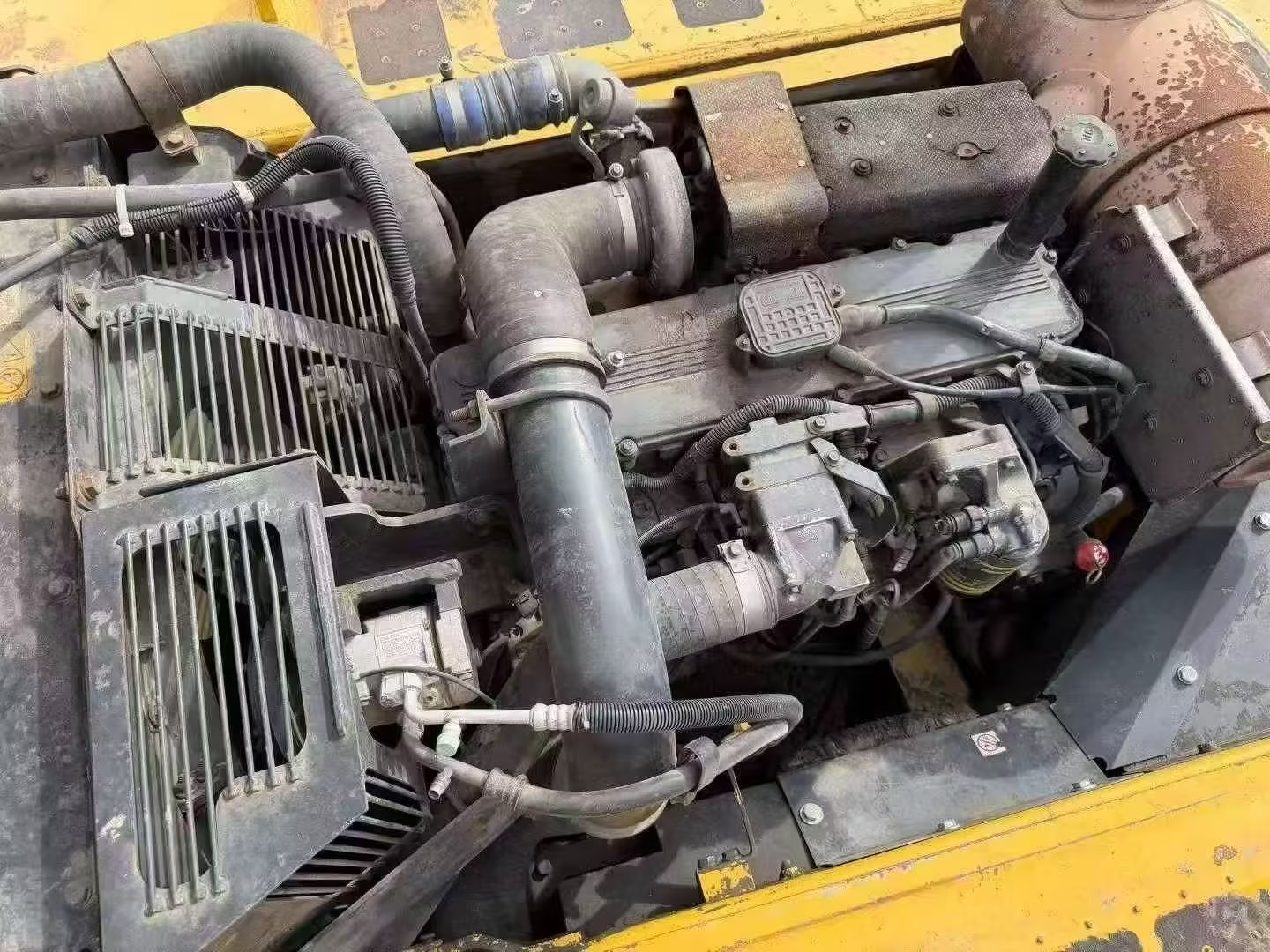2018 Used Komatsu PC360-8Mo Excavator - Original Paint New Undercarriage 5