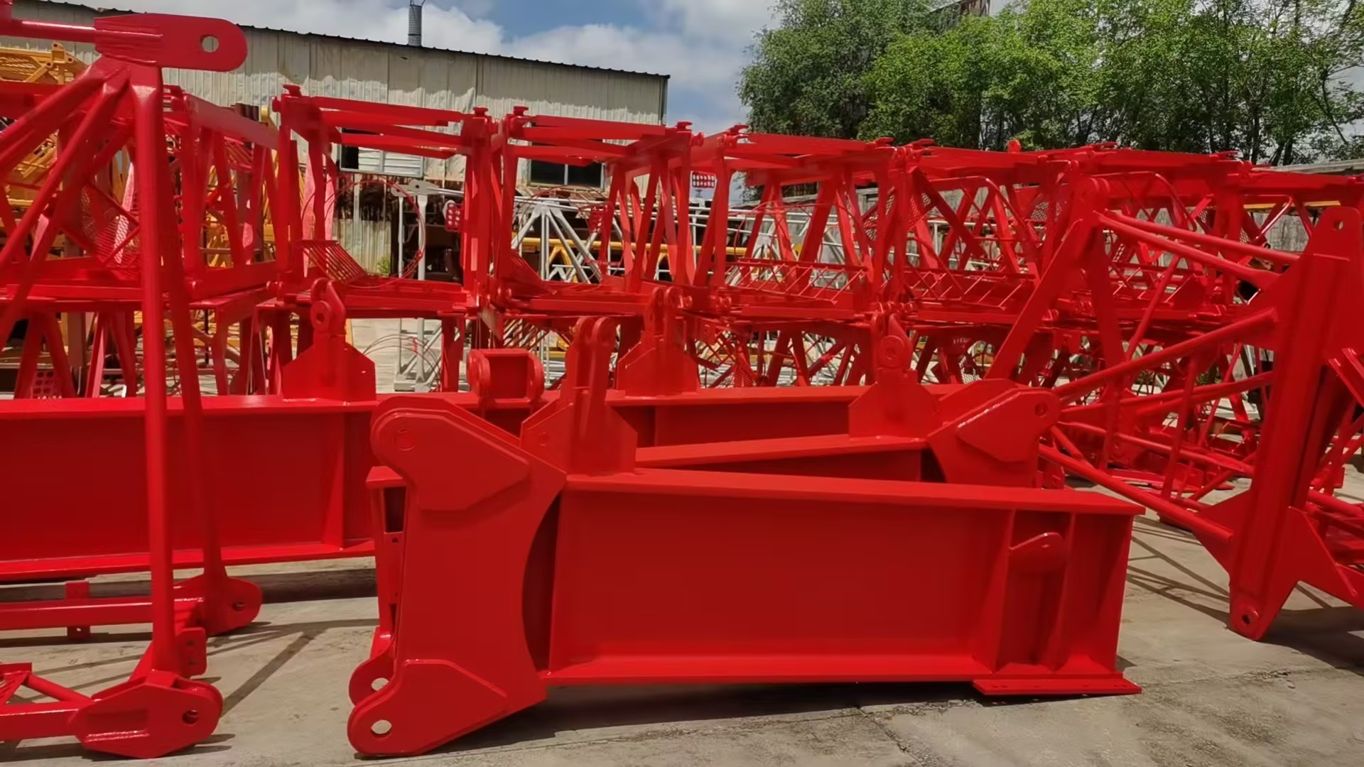 New China Brand 4010-4, 3513-4, 3016-4 and 2520-4 Tower Cranes