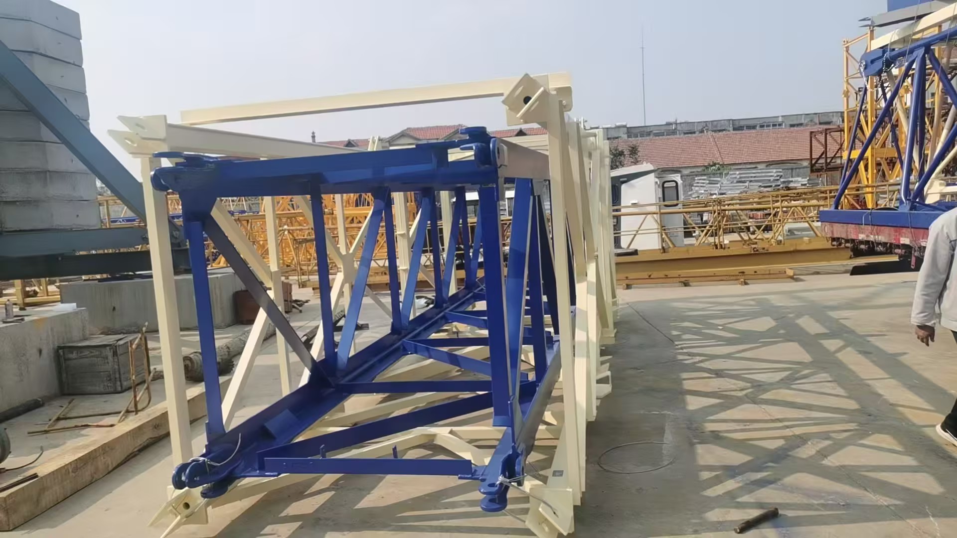 New China Brand 6015-8 Flat-Top Tower Crane 5