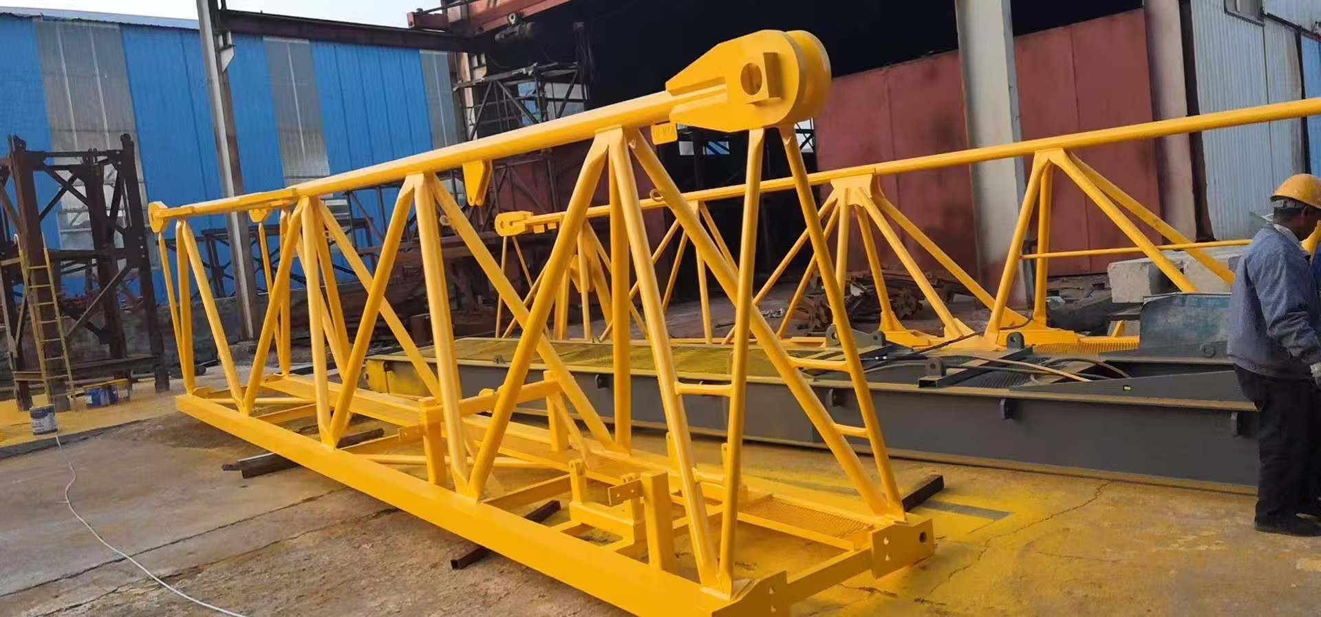 New China Brand 7526-16, 7530-18 and 7527-20 Flat-Top Tower Cranes
