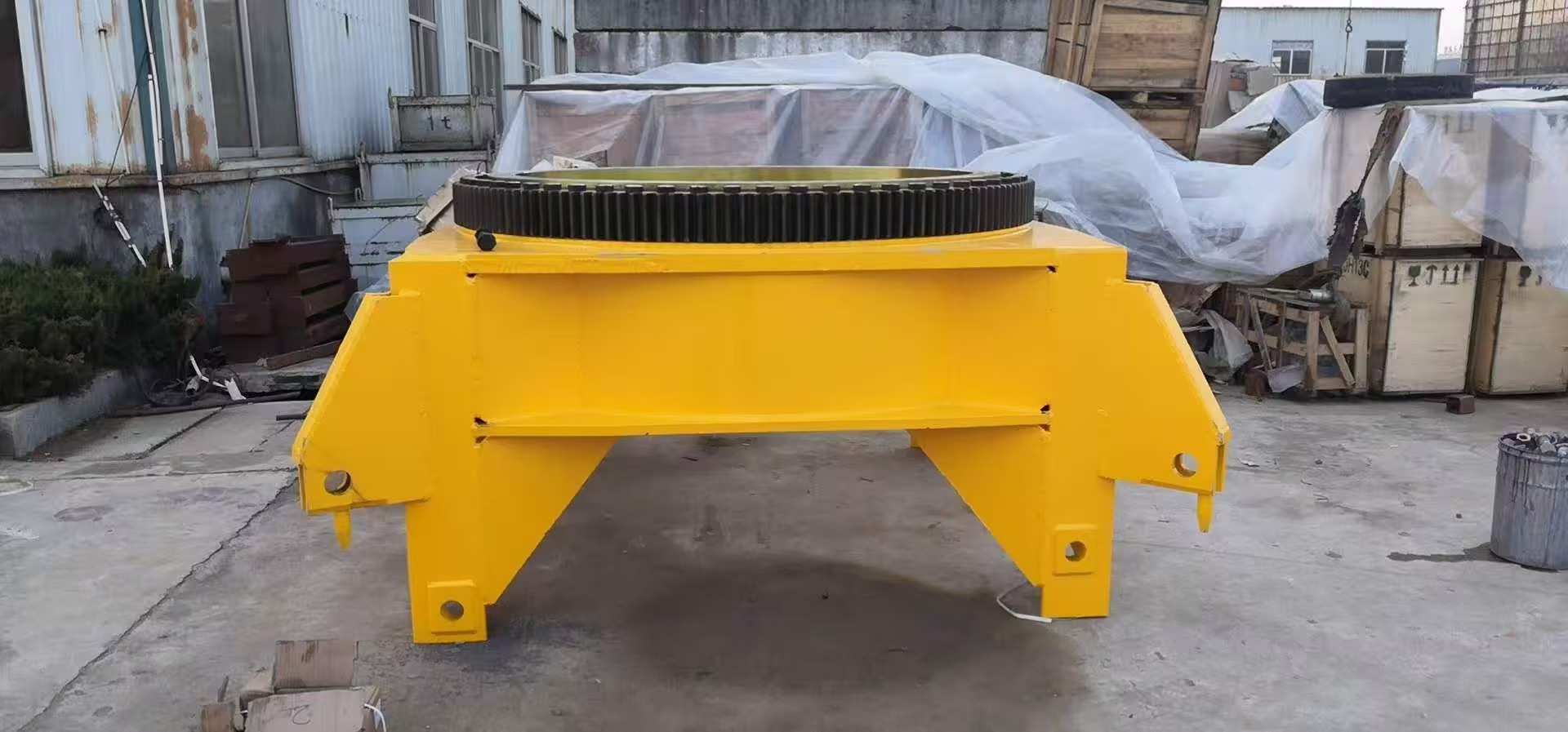 New China Brand 7526-16, 7530-18 and 7527-20 Flat-Top Tower Cranes 3
