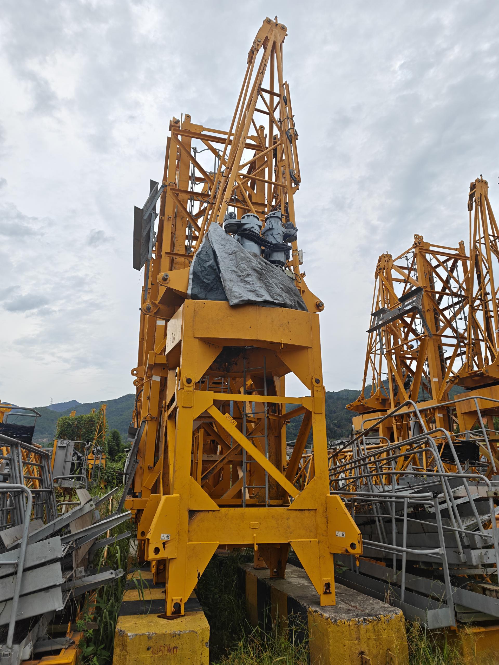 2020 Used Potain MC120-6 Hammerhead Tower Crane - Multiple Units 2