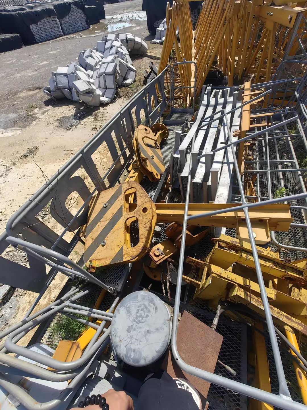 2019 Used ZOOMLION T7020-12E Flat-Top Tower Crane 6