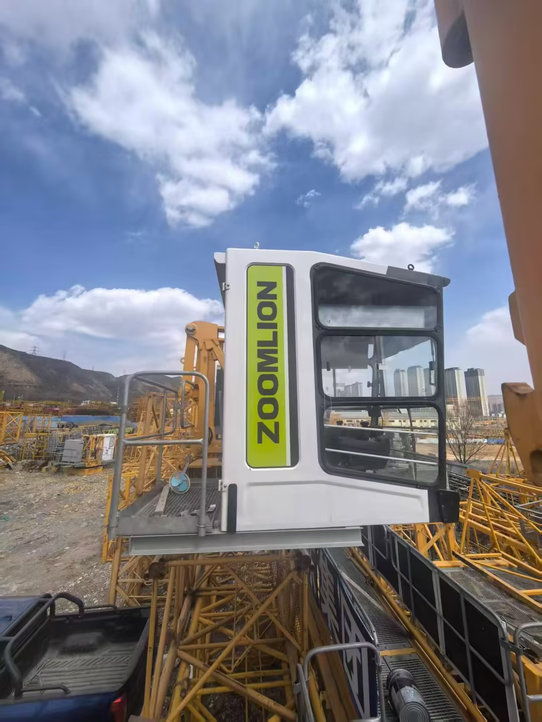 2021 Used ZOOMLION W6013-6A / WA6013-6A Flat-Top Tower Crane 2