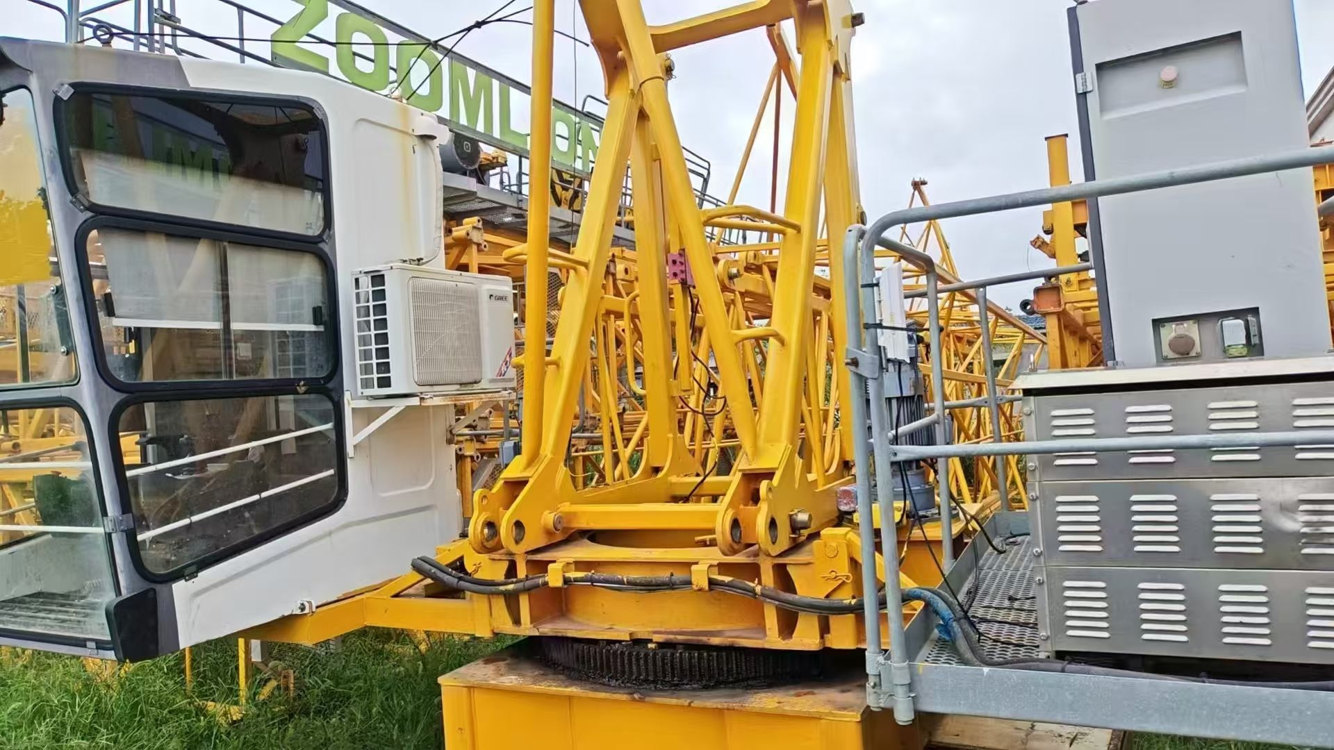 2021 Used ZOOMLION W6013-6A / WA6013-6A Flat-Top Tower Crane 3