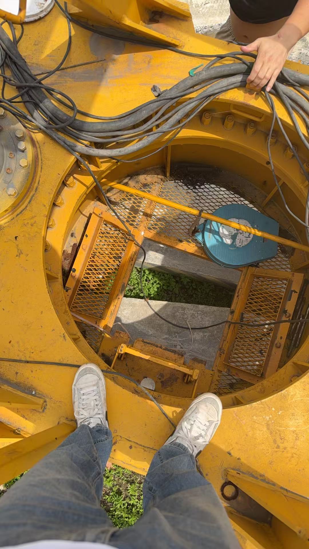 2019 Used ZOOMLION W6013-6F Flat-Top Tower Crane